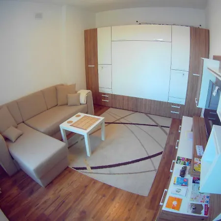 Sunshine Apartment